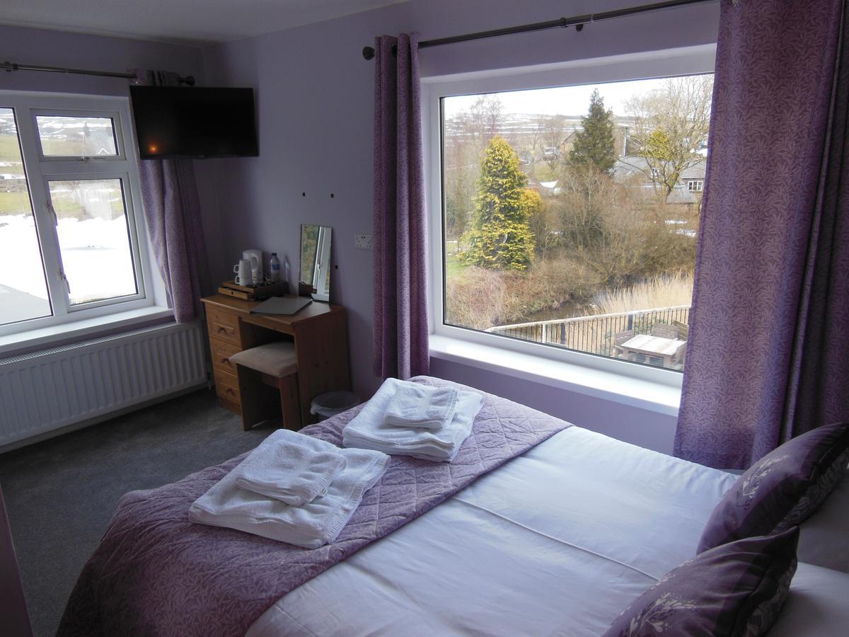 Y Giler Arms Hotel Pentrefoelas Екстериор снимка