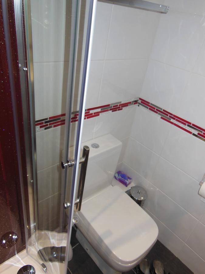 Y Giler Arms Hotel Pentrefoelas Екстериор снимка